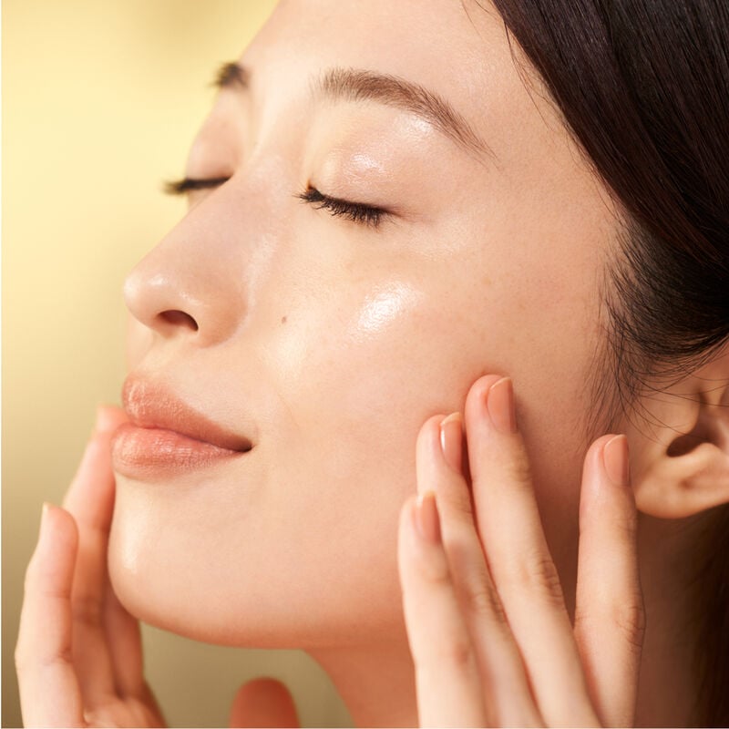 Moisturizers & Creams Vital Perfection Uplifting and Firming Advanced Cream Multi-Benefit Skin Lifting and Firming Moisturizer