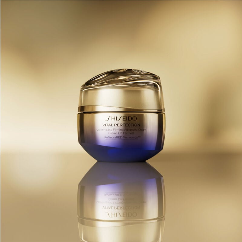 Moisturizers & Creams Vital Perfection Uplifting and Firming Advanced Cream Multi-Benefit Skin Lifting and Firming Moisturizer